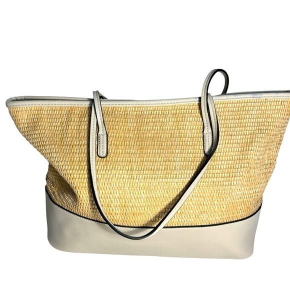 IZZY & ALI Tote Bag Woven Straw and Beige - Picture 2 of 13
